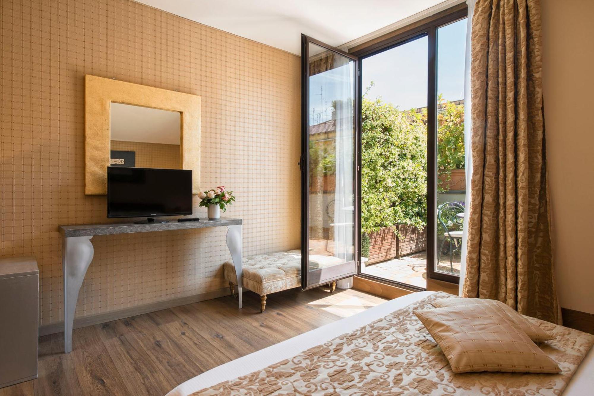 Atlante Garden Hotel Рим Екстериор снимка