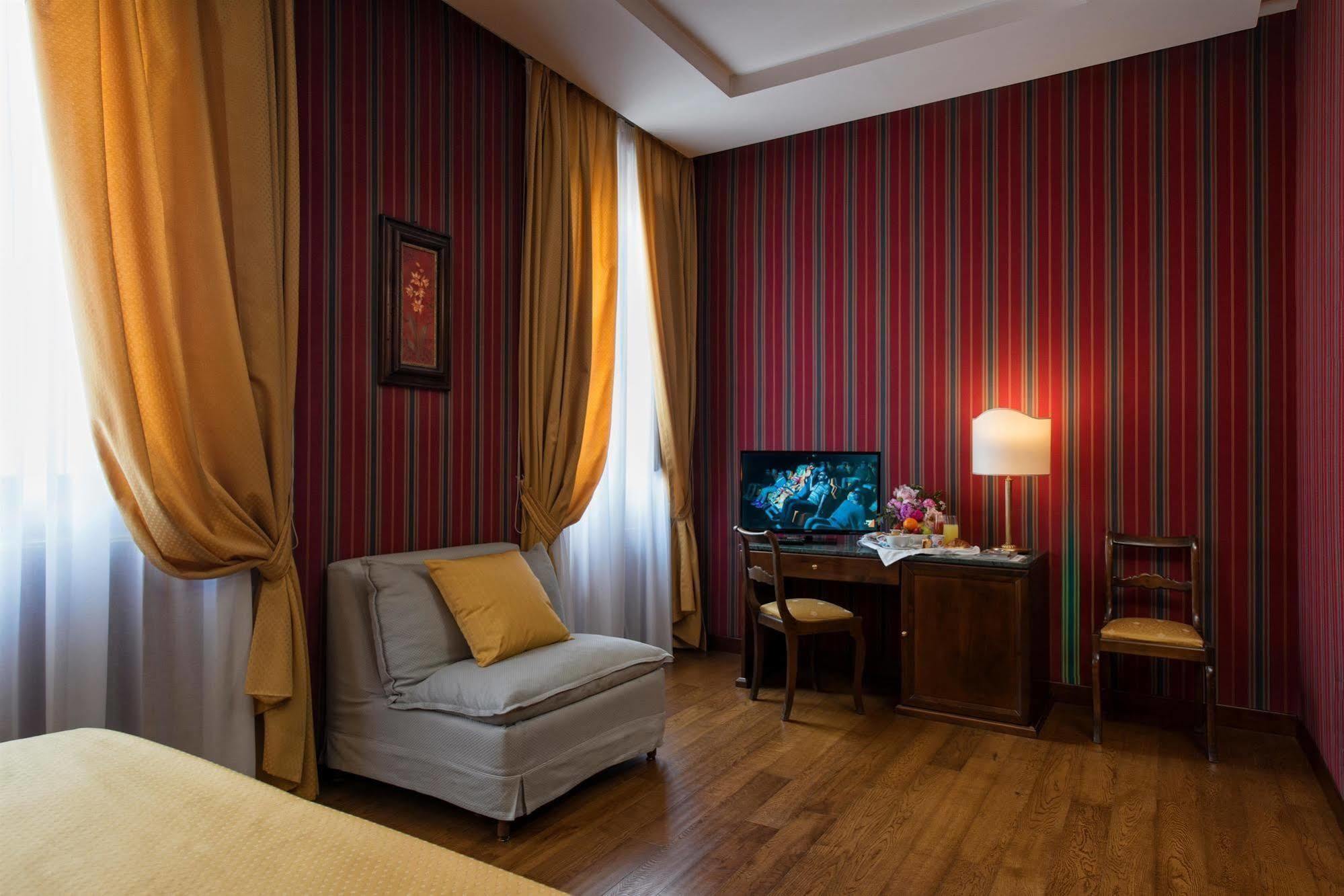 Atlante Garden Hotel Рим Екстериор снимка